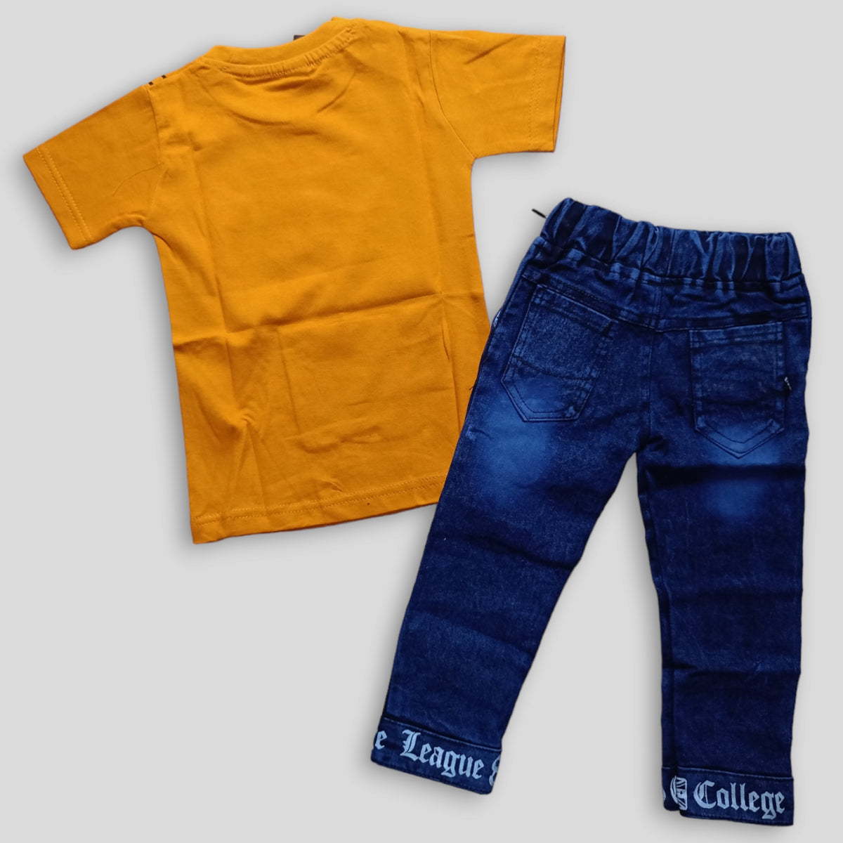 Shine Yellow T-shirt & mike Jeans