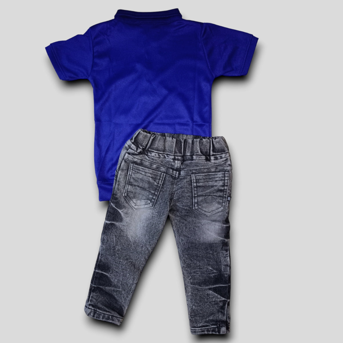 Sonic Blue T-shirt & Carbon Jeans